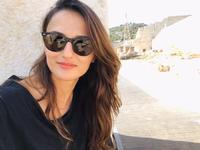 Aysegul Frame