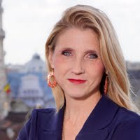 Teri Schultz