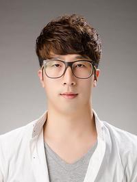Wooram Lee