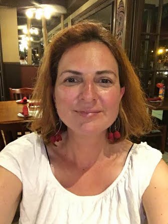 Katerina Batzaki Journalist