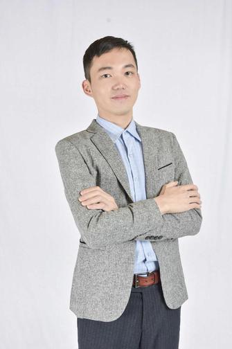 Yen-Hung Huang