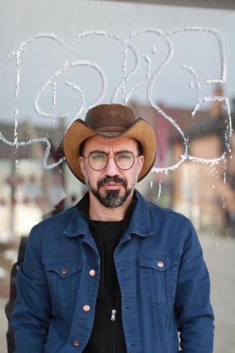 Mehrzad Vahdat