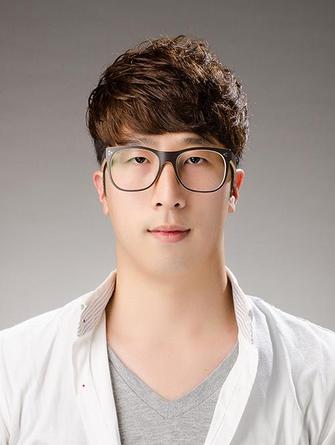 Wooram Lee